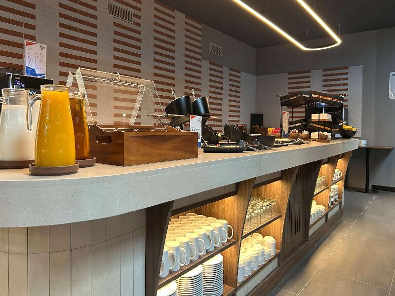 Holiday Inn Express Lisbon Principe Real, by IHG image