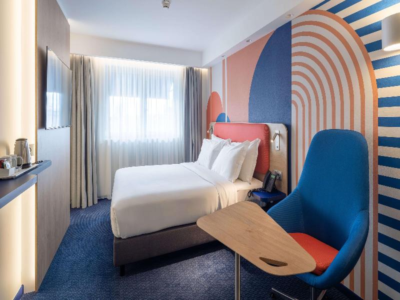 Holiday Inn Express Lisbon Principe Real, by IHG image