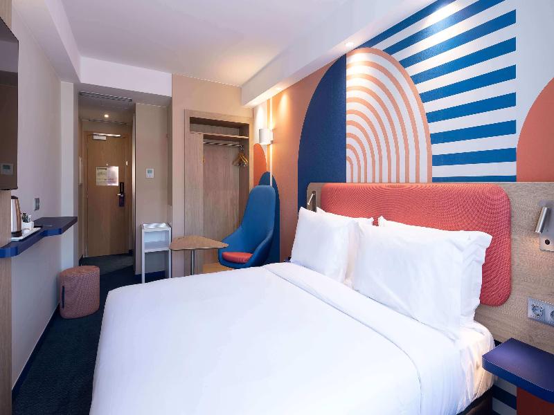 Holiday Inn Express Lisbon Principe Real, by IHG image