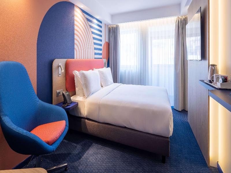 Holiday Inn Express Lisbon Principe Real, by IHG image