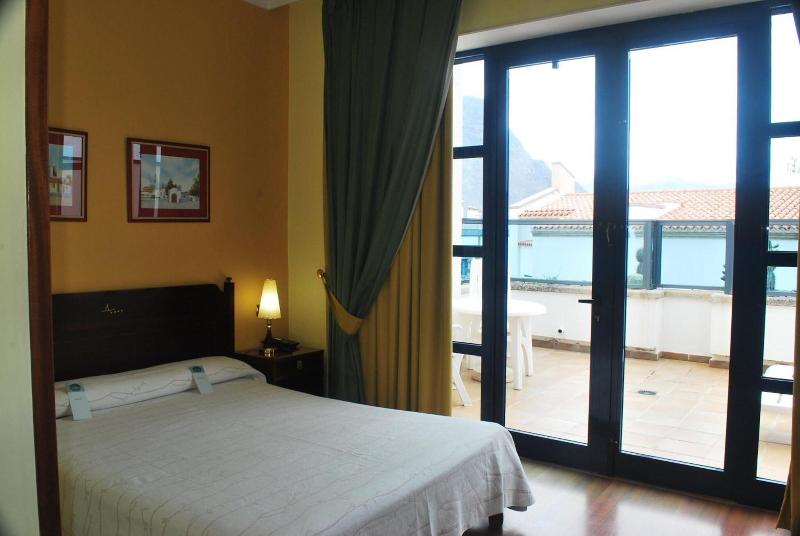 Puerto de las Nieves image