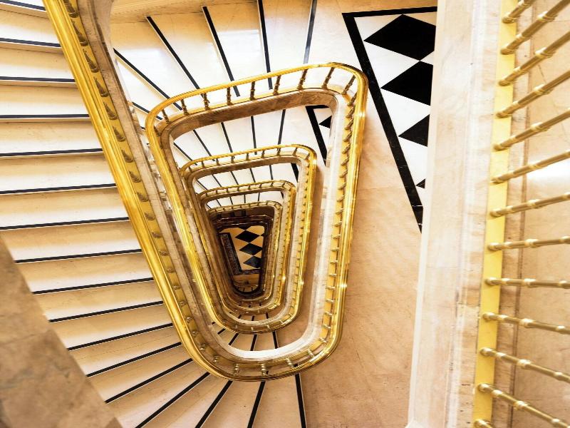 Grande Bretagne, A Luxury Collection Hotel image