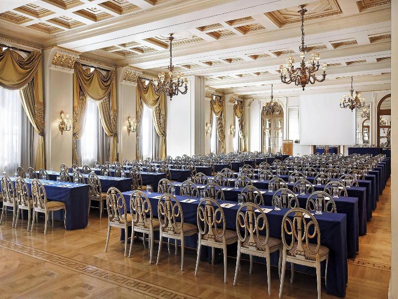 Grande Bretagne, A Luxury Collection Hotel image