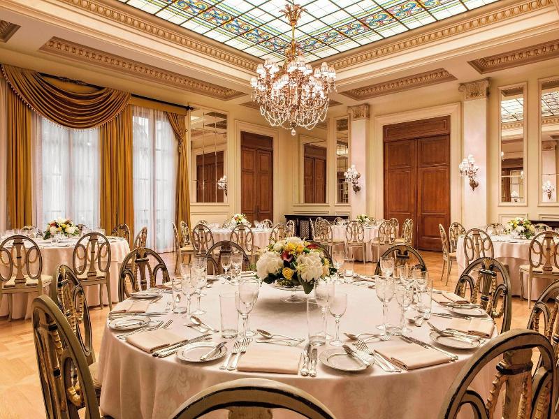 Grande Bretagne, A Luxury Collection Hotel image
