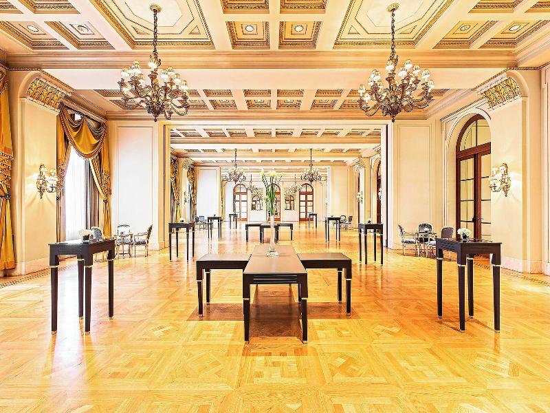 Grande Bretagne, A Luxury Collection Hotel image