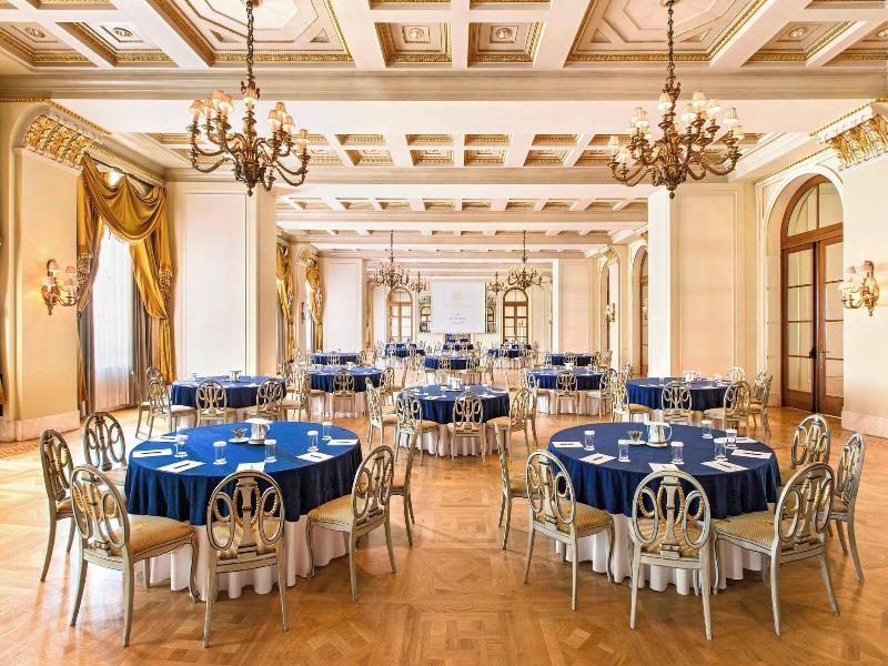 Grande Bretagne, A Luxury Collection Hotel image