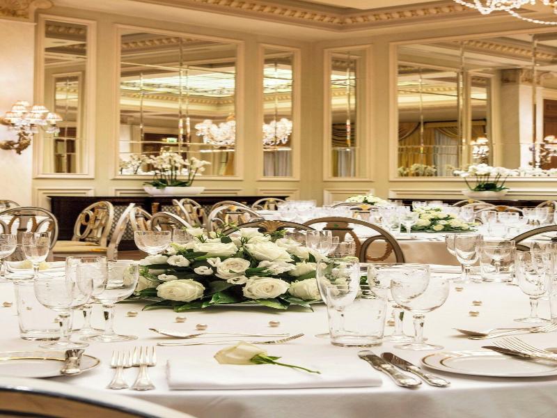 Grande Bretagne, A Luxury Collection Hotel image