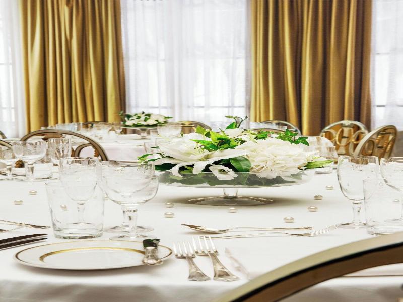 Grande Bretagne, A Luxury Collection Hotel image