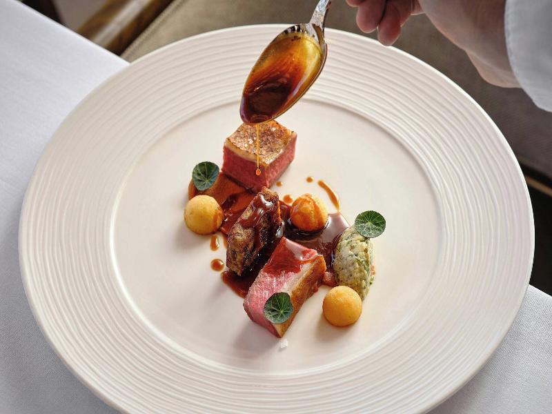 Grande Bretagne, A Luxury Collection Hotel image