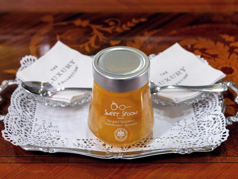 Grande Bretagne, A Luxury Collection Hotel image
