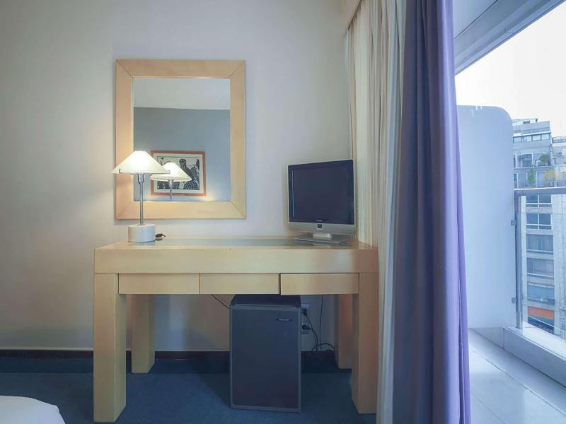 Dorian Inn Sure Hotel Collection by Best Western image