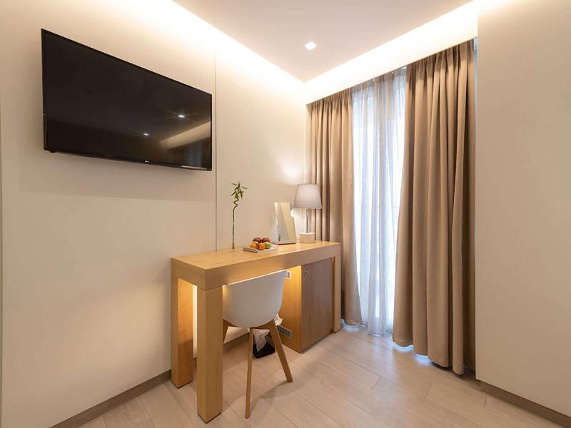 Dorian Inn Sure Hotel Collection by Best Western image