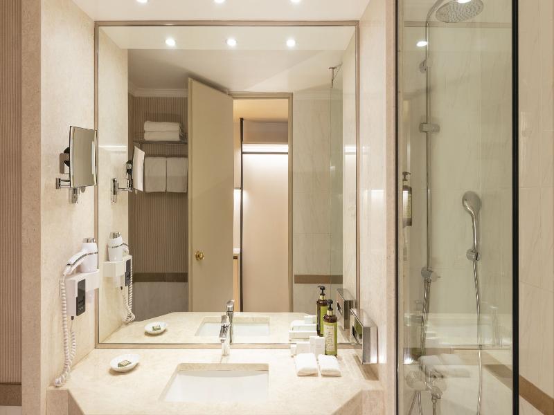 Divani Caravel image