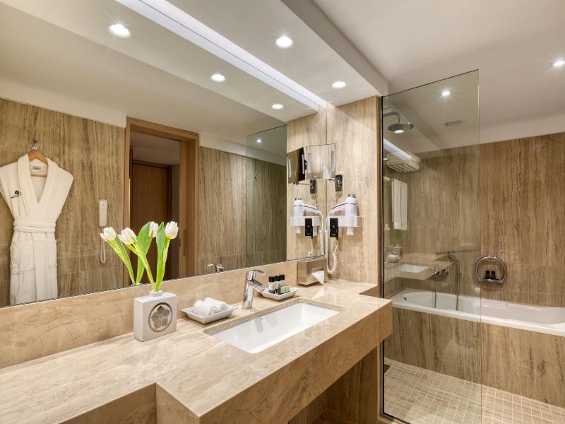 Divani Caravel image