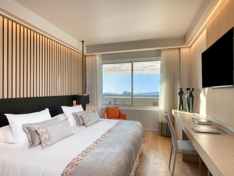 Divani Caravel image