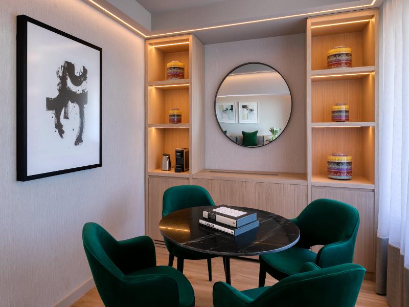 Divani Caravel image