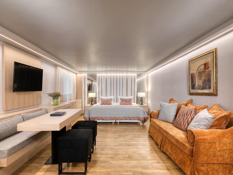 Divani Caravel image