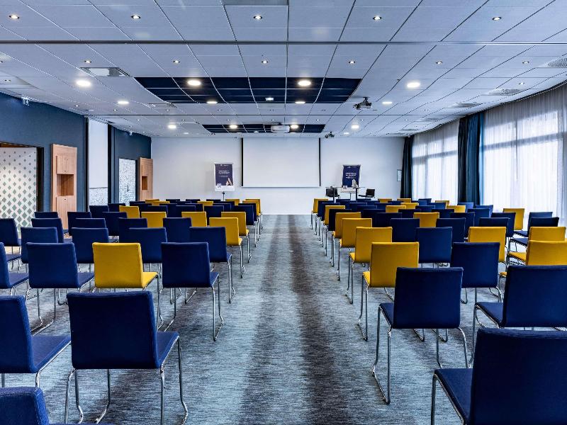 Novotel Beaune image