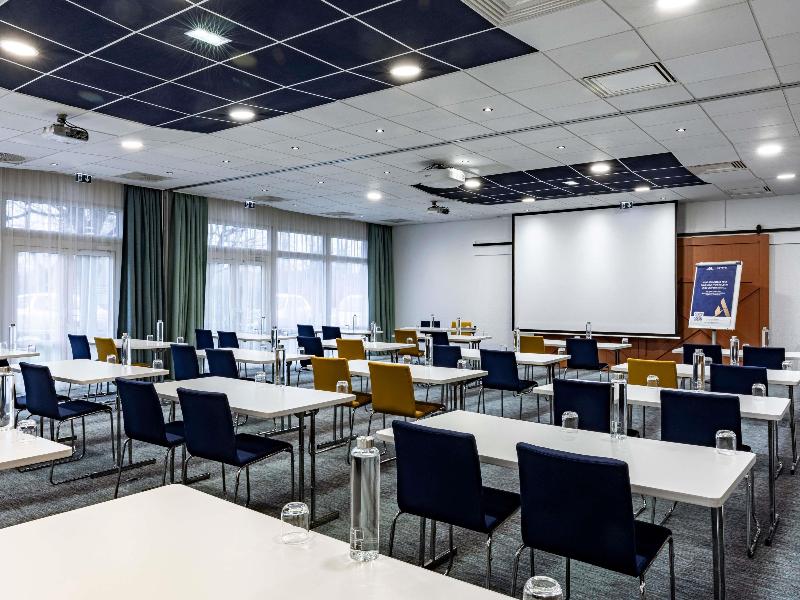 Novotel Beaune image