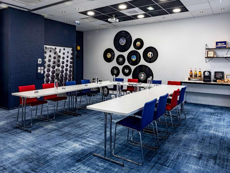 Novotel Beaune image