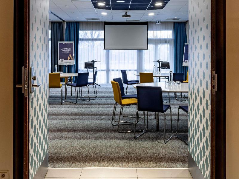 Novotel Beaune image