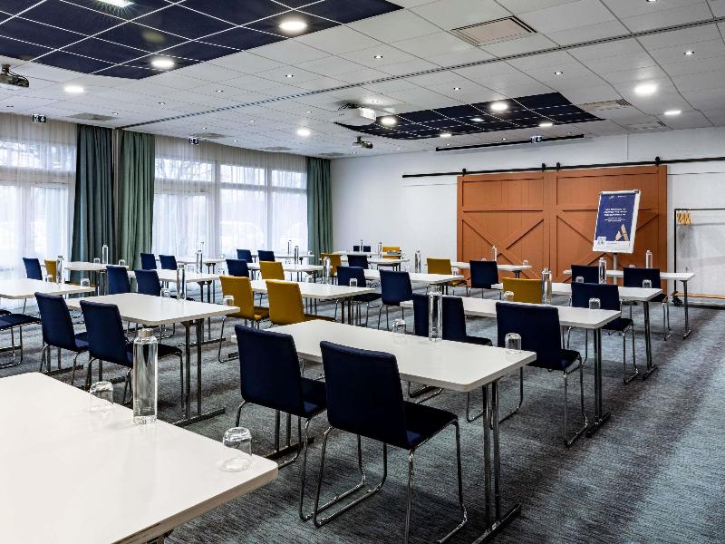 Novotel Beaune image