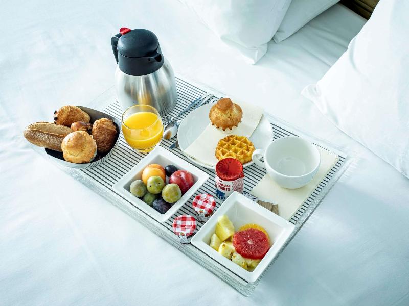 Novotel Beaune image