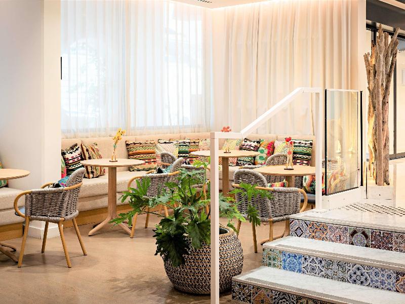 Croisette Beach Hotel Cannes - MGallery Collection image