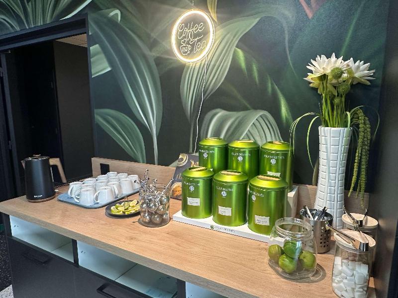 ibis Styles Lyon Gorge de Loup Saphir image