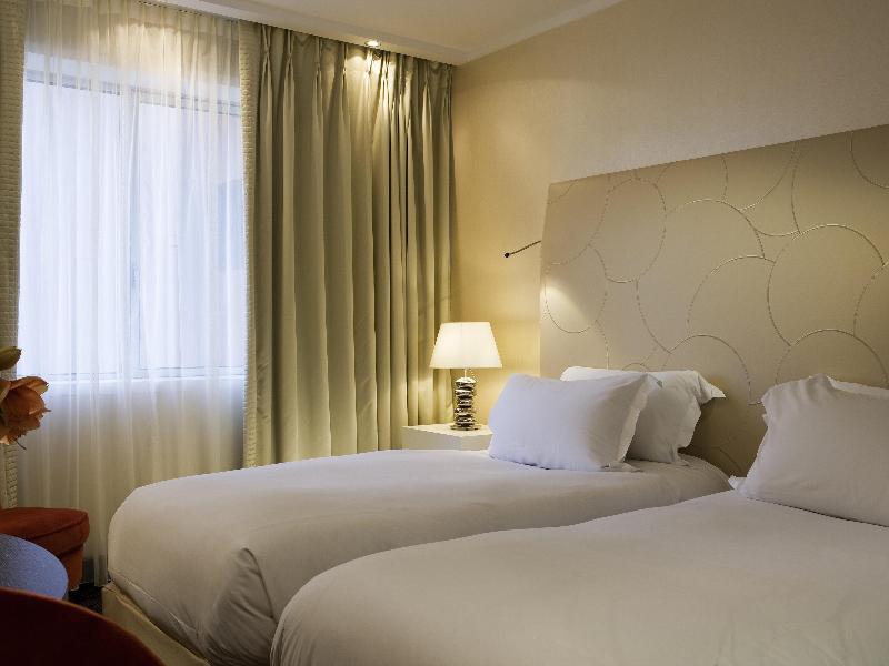 Sofitel Marseille Vieux Port image