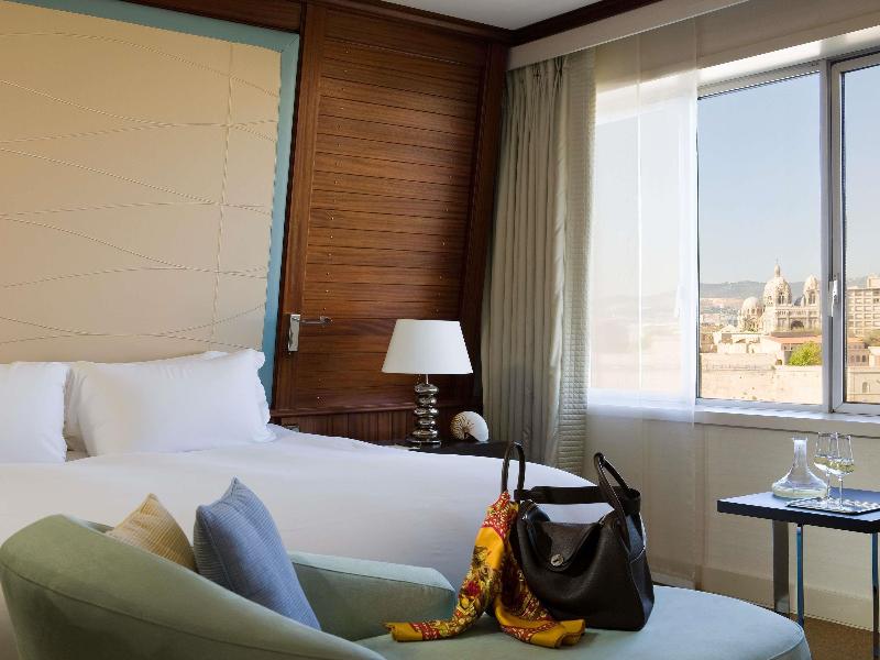 Sofitel Marseille Vieux Port image