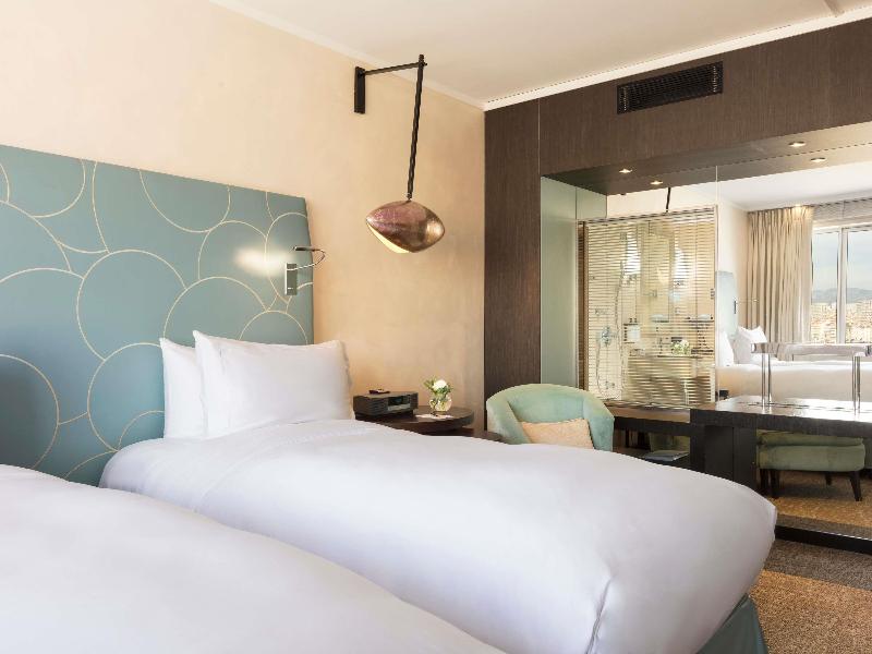 Sofitel Marseille Vieux Port image