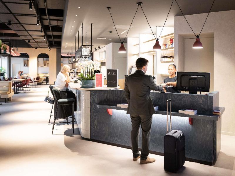 Ibis Antwerpen Centrum image