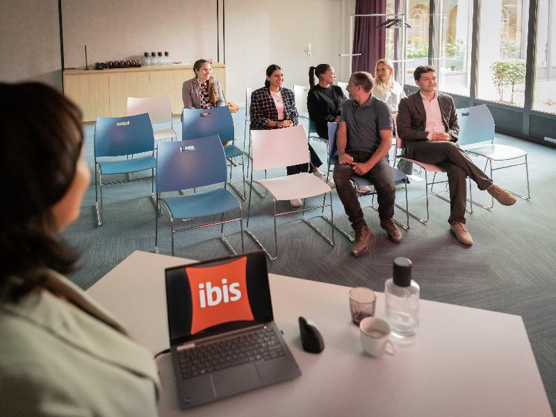 Ibis Antwerpen Centrum image