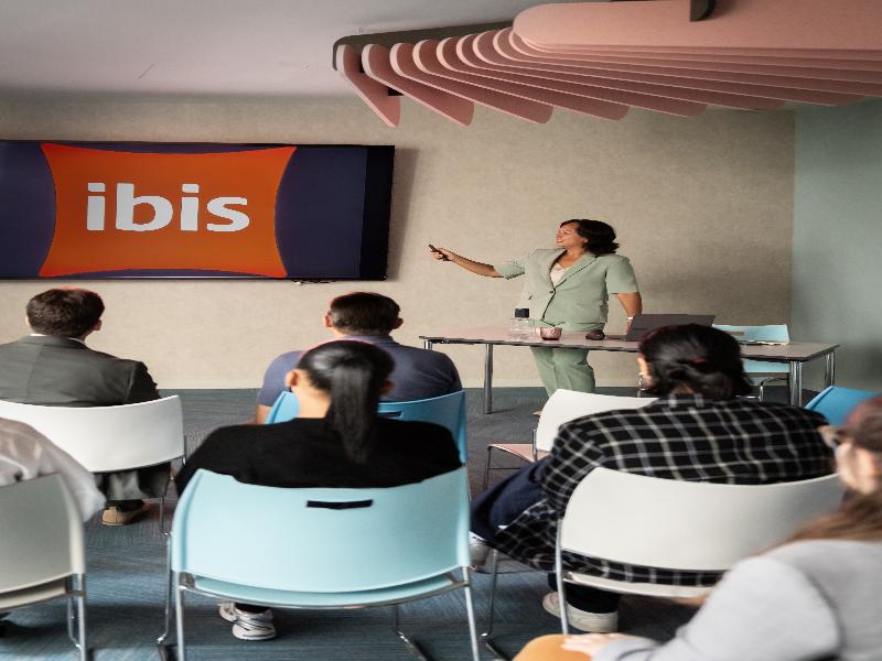 Ibis Antwerpen Centrum image