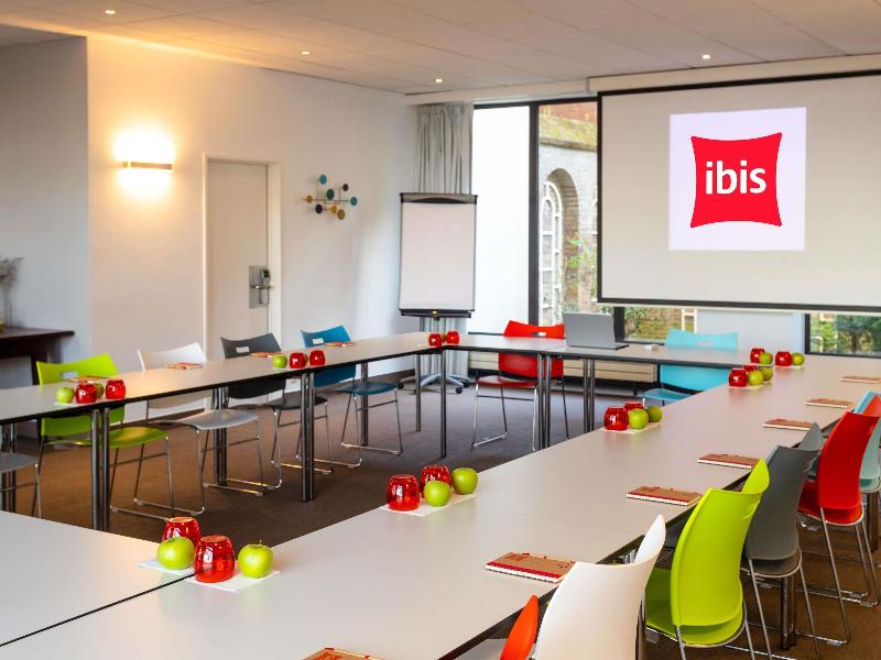 Ibis Antwerpen Centrum image