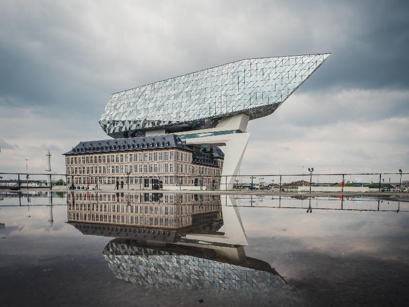 Ibis Antwerpen Centrum image