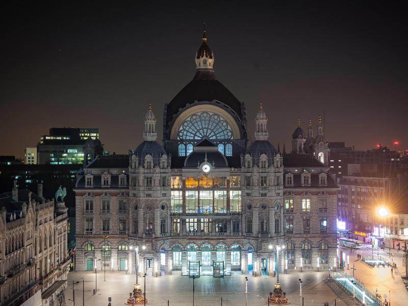 Ibis Antwerpen Centrum image