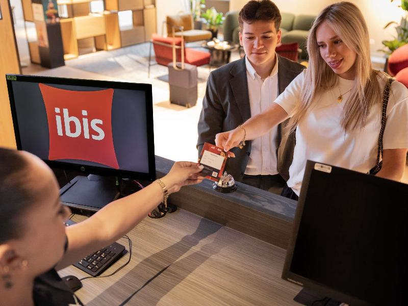 Ibis Antwerpen Centrum image