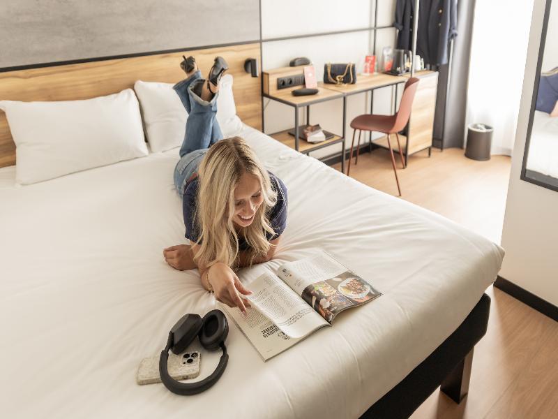 Ibis Antwerpen Centrum image