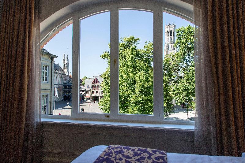 Crowne Plaza Brugge image