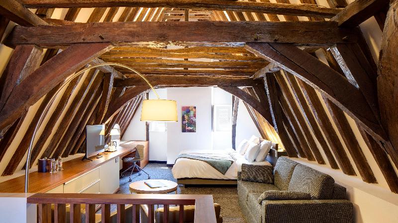 Crowne Plaza Brugge image