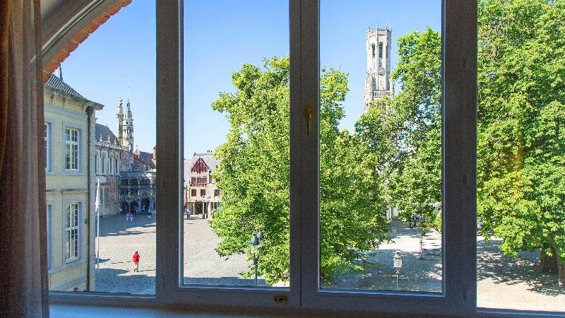 Crowne Plaza Brugge image