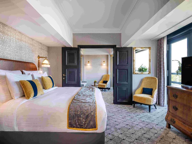 Hotel Barsey by Warwick image