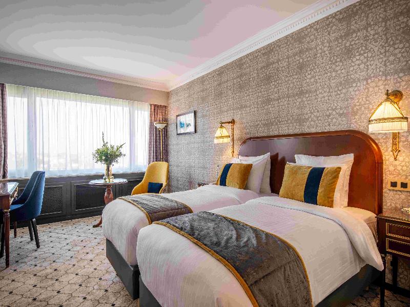 Hotel Barsey by Warwick image