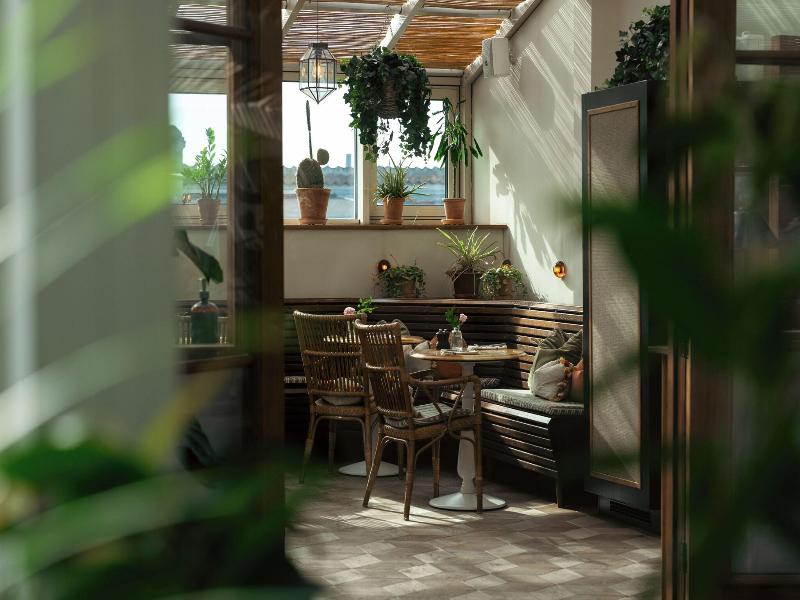 Hotel Sanders image