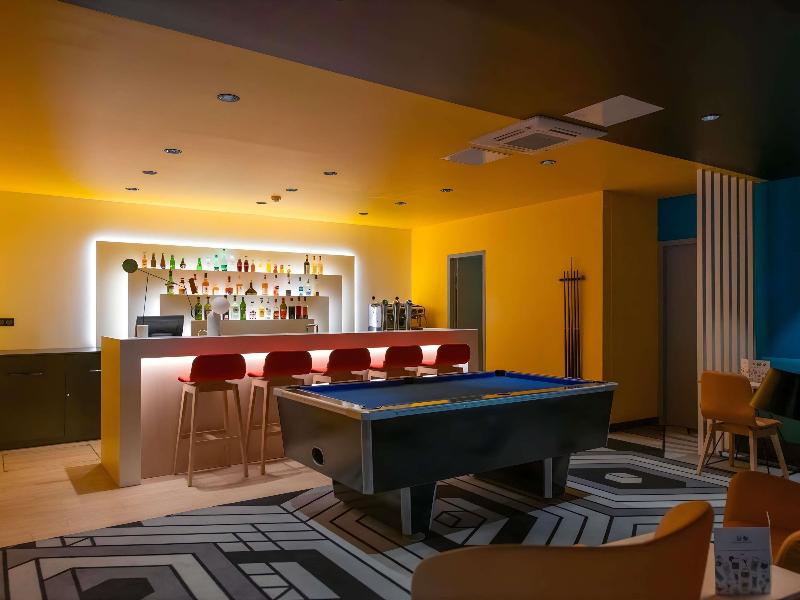 Ibis Styles Avignon Sud image