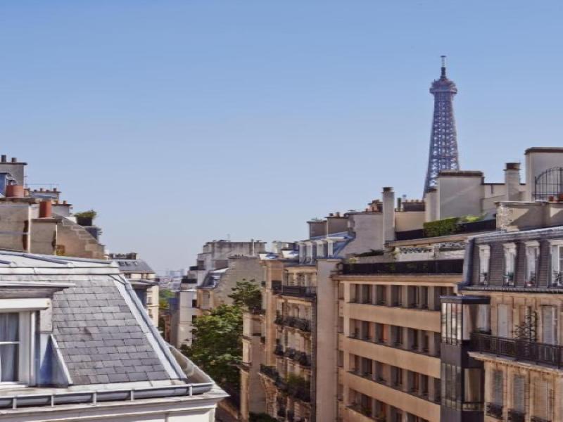 Plaza Tour Eiffel image
