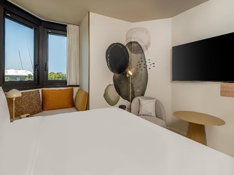 Hyatt Centric Reims image