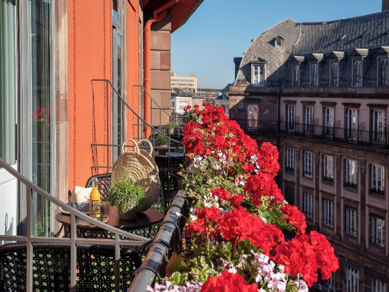 Maison Rouge image
